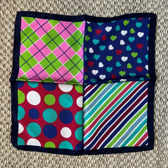 Bugatchi pocket square, 4 in 1 patterns. 100% silk, made in Italy - Picture 1 of 3